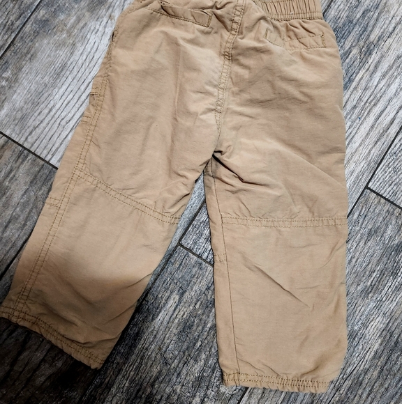 18/24M Gymboree Khakis, The Children's Place Onesie & Skinny Grey Pants - Picture 3 of 10